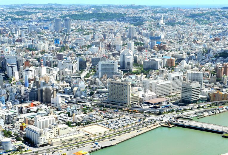 （資料写真）空から見た沖縄