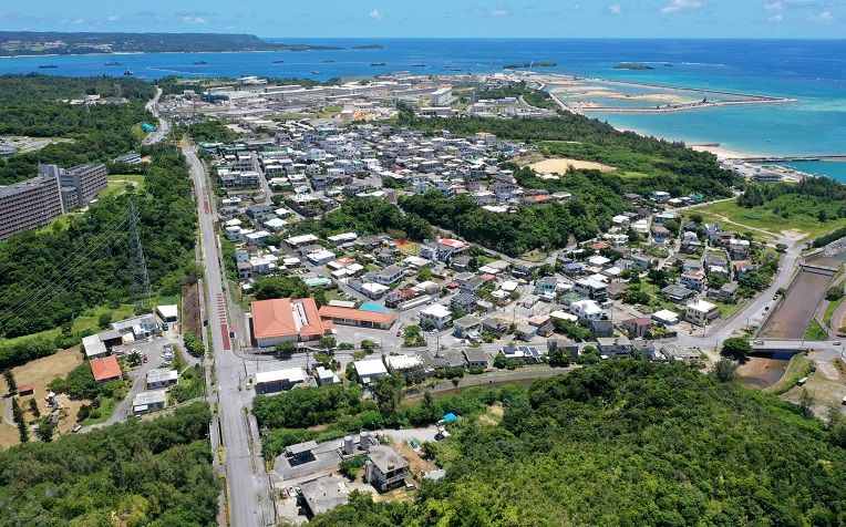 沖縄県の敗訴は「当たり前のこと。知事は駄々をこねているようにしか見えない」 条件付き容認の名護市民は冷静 - 沖縄タイムス