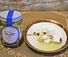 「Ｗｏｒｌｄ　Ｃｈｅｅｓｅ　Ａｗａｒｄｓ２０２１」で、ゴールドラベルを受賞したチーザアニスタのチーズ「リトルアイランドティリー」＝１２月１８日、沖縄市・同店