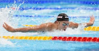 　男子１００メートルバタフライ決勝　力泳する水沼尚輝。銀メダルを獲得した＝ブダペスト（共同）